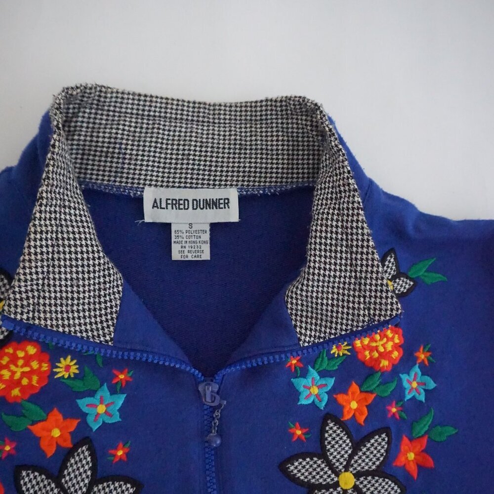 Vintage Alfred Dunner Blue Floral Embroidered Zip Up Knit Cottagecore Cardigan S - Picture 10 of 10